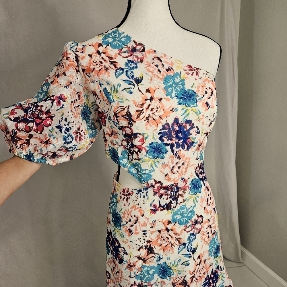 NWT✨️BCBGMAXAZRIA Women' Special Events| Fleur Asymmetrical Dress Gardenia Sz 12 - Picture 6 of 16